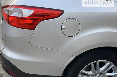 Универсал Ford Focus 2014 в 