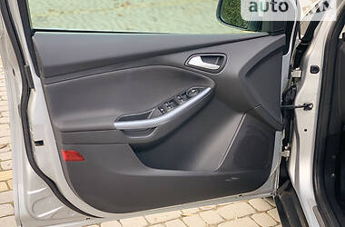 Универсал Ford Focus 2014 в 