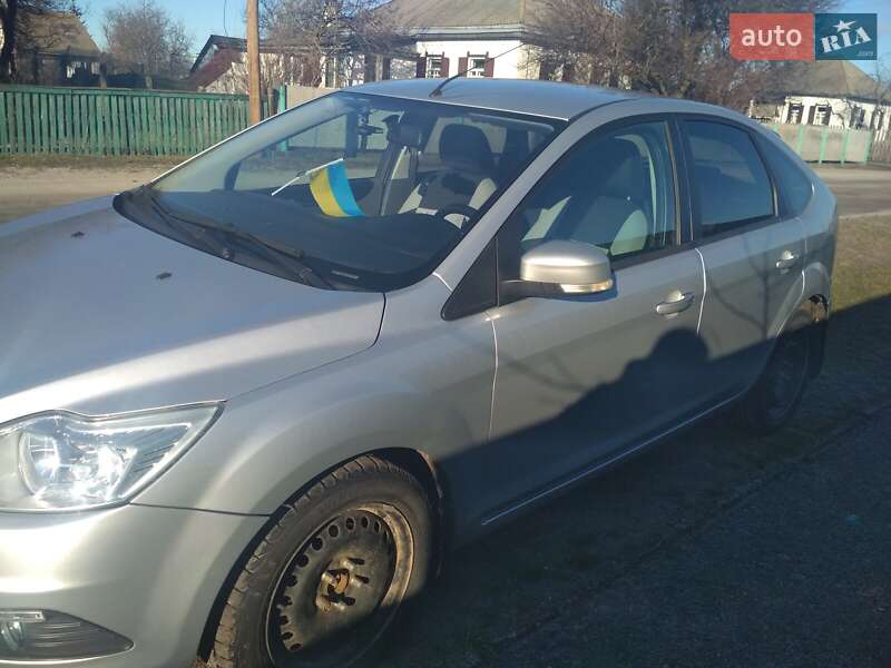 Хэтчбек Ford Focus 2011 в Золотоноше