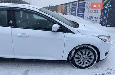 Седан Ford Focus 2017 в Ладыжине