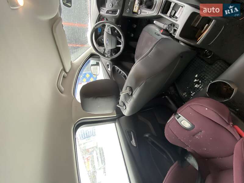 Седан Ford Focus 2017 в Ладыжине фото 29 Седан Ford Focus 2017 в Ладыжине