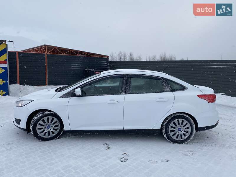 Седан Ford Focus 2017 в Ладыжине фото 14 Седан Ford Focus 2017 в Ладыжине