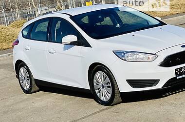 Хетчбек Ford Focus 2016 в 