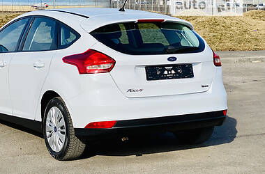 Хетчбек Ford Focus 2016 в 