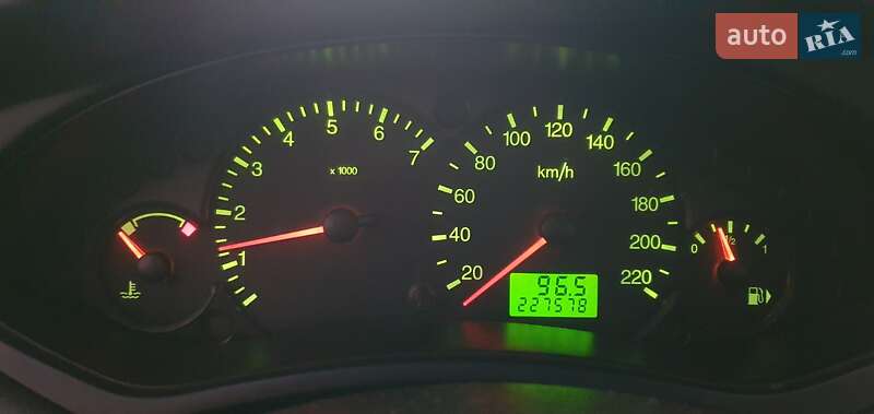 Седан Ford Focus 2004 в Чернигове