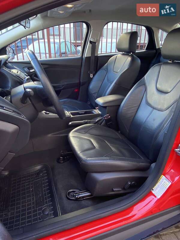 Седан Ford Focus 2016 в Киеве