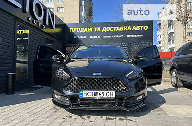 Хэтчбек Ford Focus 2016 в Львове