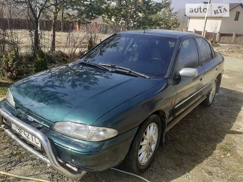 Седан Ford Focus 1993 в Бориславе