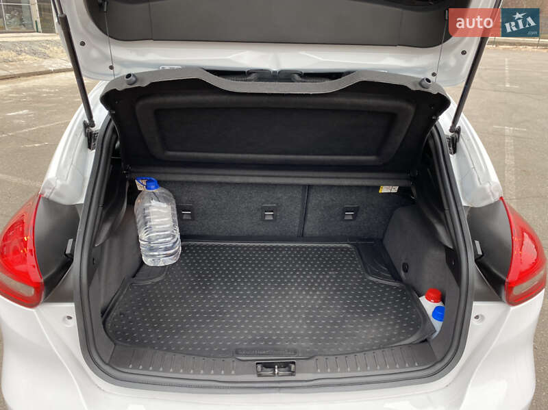 Хэтчбек Ford Focus 2018 в Кривом Роге