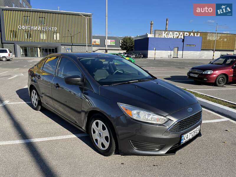Седан Ford Focus 2016 в Киеве