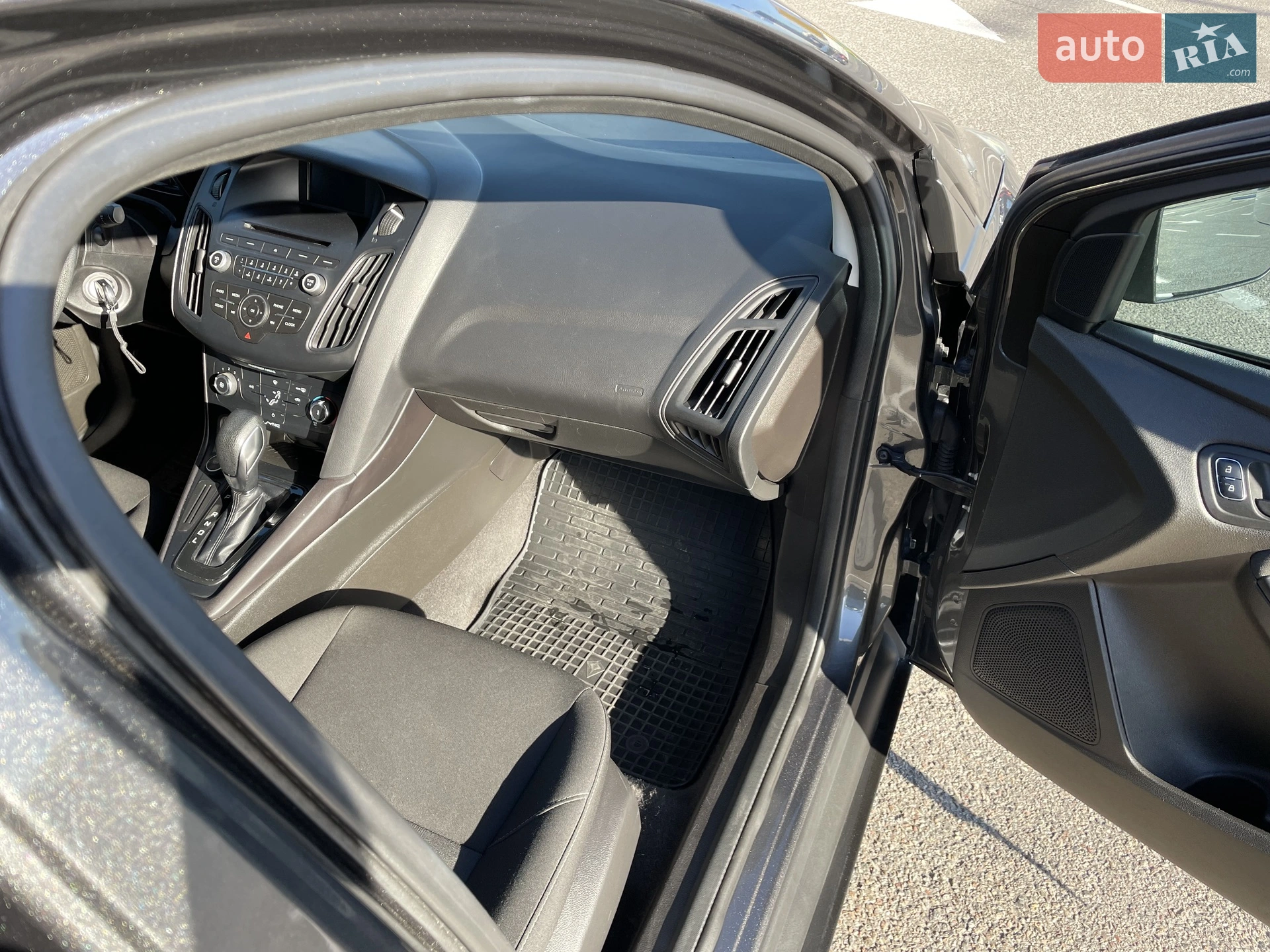 2016 Ford Focus - мініатюра 11
