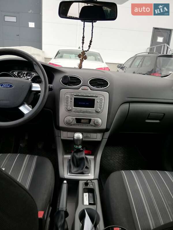 Универсал Ford Focus 2010 в Львове