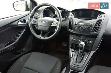 Седан Ford Focus 2015 в Дніпрі