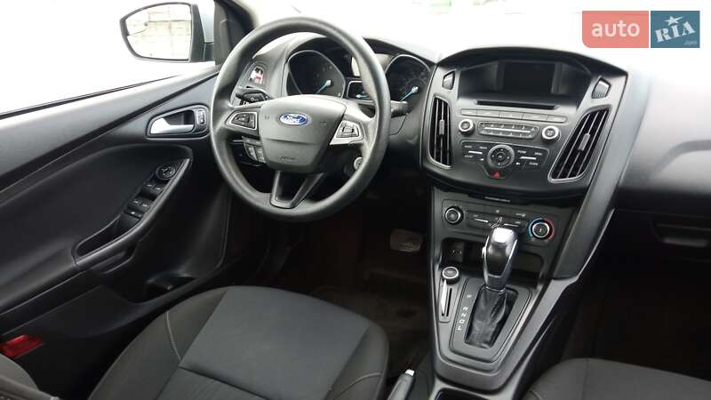 Седан Ford Focus 2015 в Днепре