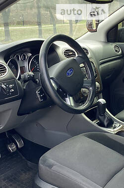 Хетчбек Ford Focus 2008 в 