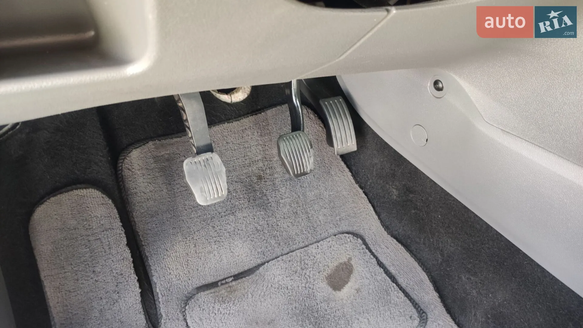 2010 Ford Focus - мініатюра 8