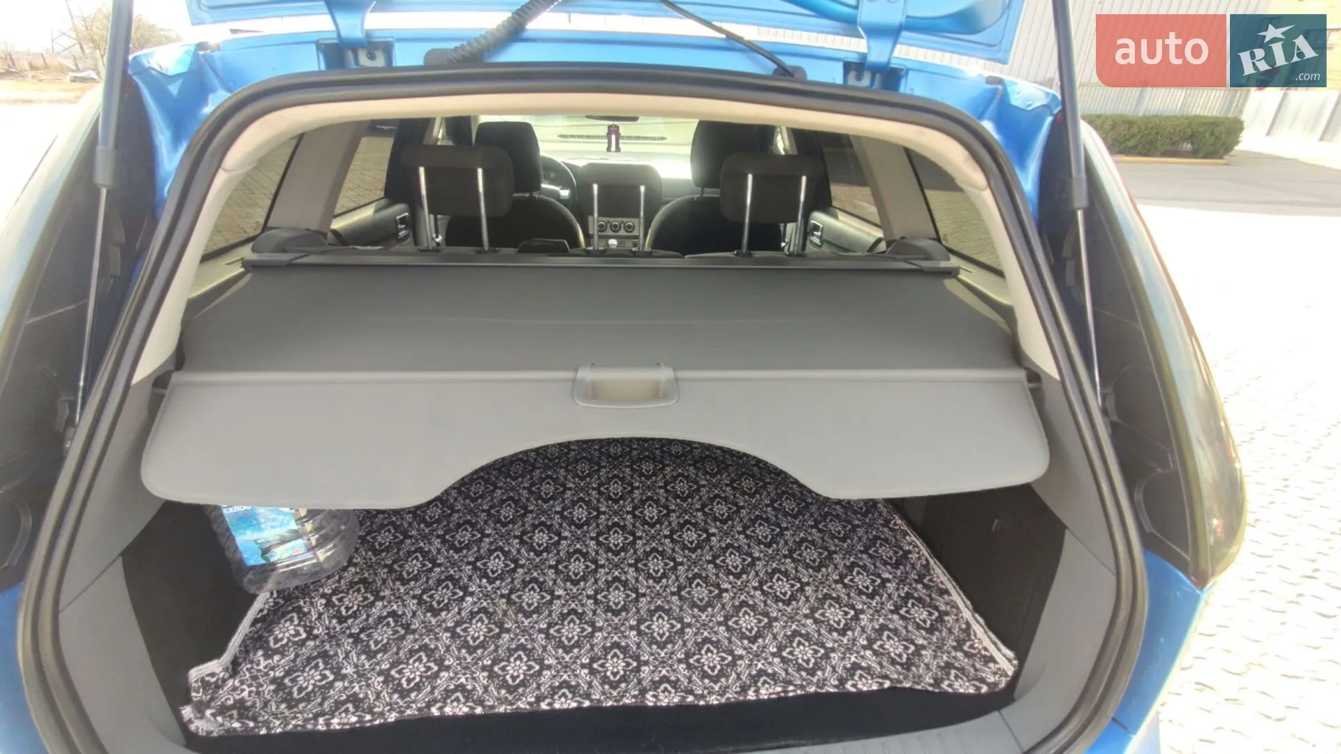 2010 Ford Focus - мініатюра 14