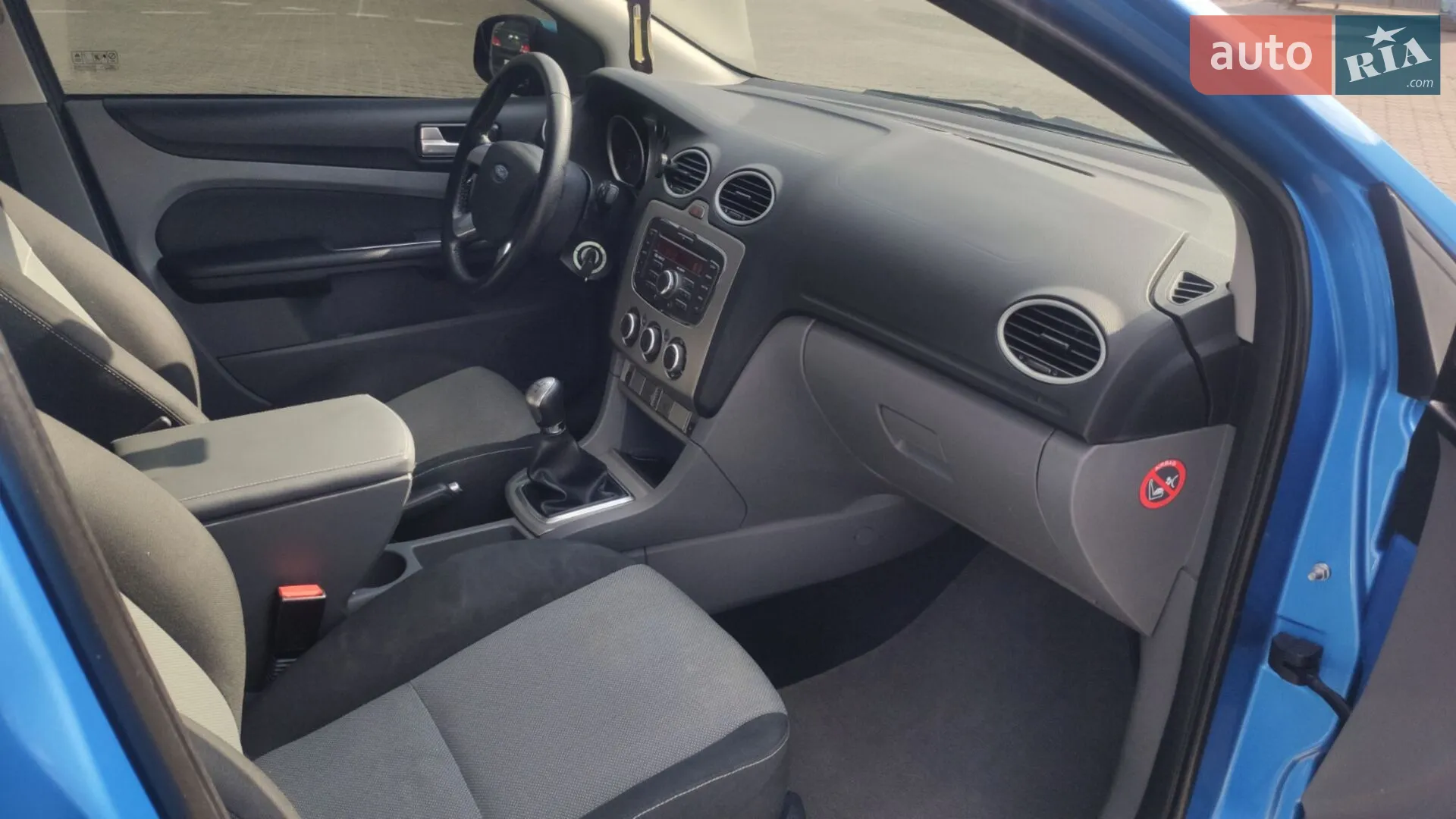 2010 Ford Focus - мініатюра 25