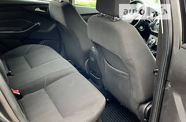 Седан Ford Focus 2018 в 
