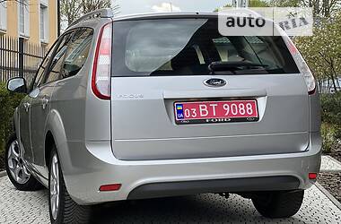 Универсал Ford Focus 2010 в 