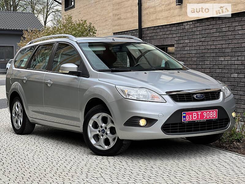 Универсал Ford Focus 2010 в 