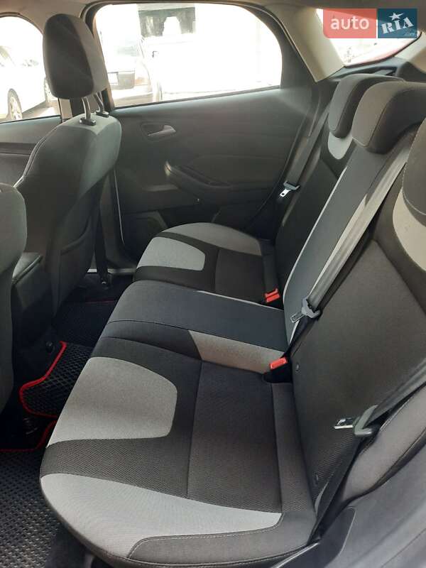 Хэтчбек Ford Focus 2013 в Львове