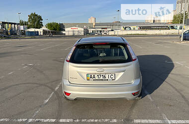 Хэтчбек Ford Focus 2008 в Киеве