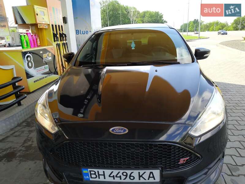 Хэтчбек Ford Focus 2017 в Одессе