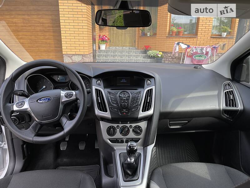 Универсал Ford Focus 2012 в Ровно