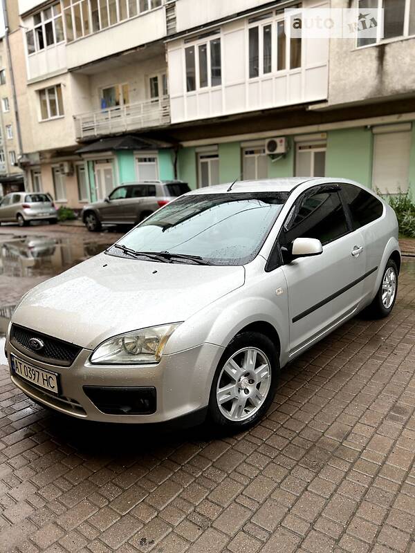 Хэтчбек Ford Focus 2006 в Ивано-Франковске