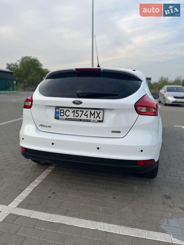 Хэтчбек Ford Focus 2015 в Дрогобыче