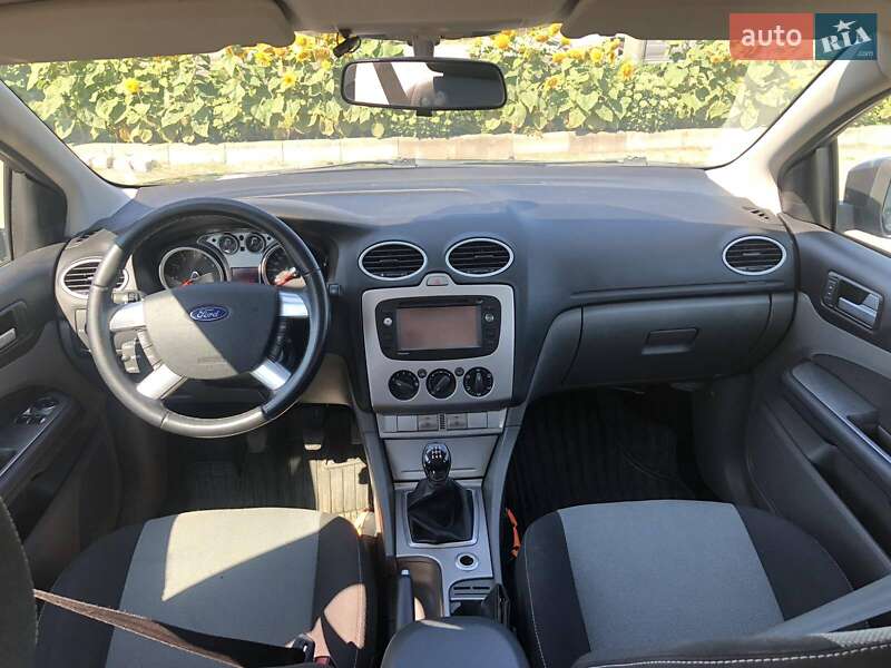 Универсал Ford Focus 2010 в Камне-Каширском фото 2 Универсал Ford Focus 2010 в Камне-Каширском