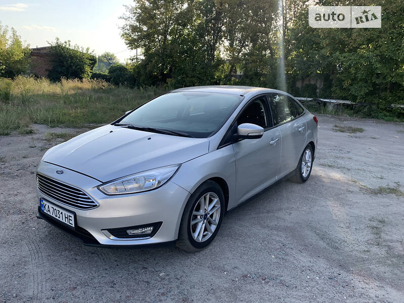 Седан Ford Focus 2016 в Киеве