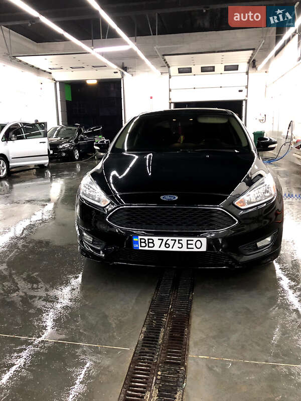 Седан Ford Focus 2016 в Львові