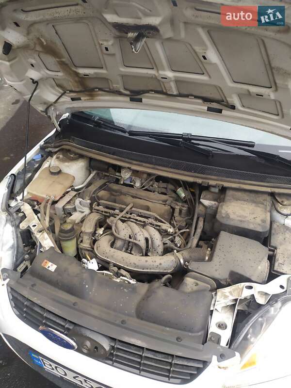 Хэтчбек Ford Focus 2010 в Тернополе