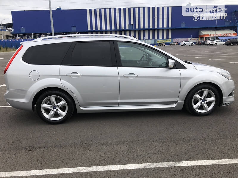 Універсал Ford Focus 2010 в Рівному
