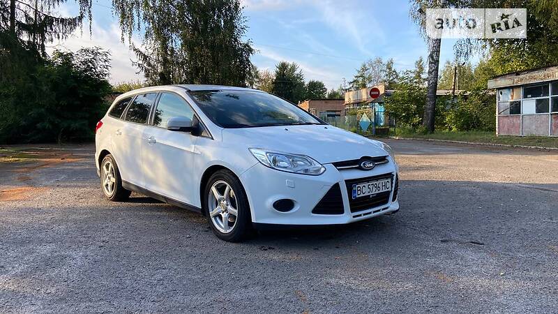 Універсал Ford Focus 2012 в Радивиліві