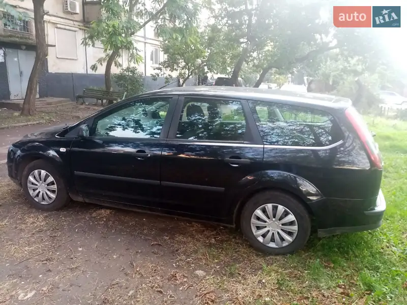 Ford Focus 2007 VIN WF0WXXGCDW7C43923 фото оголошення 4 з 43