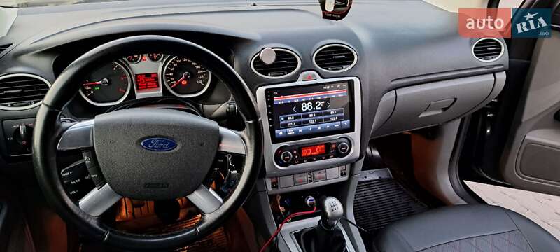 Ford Focus 2010