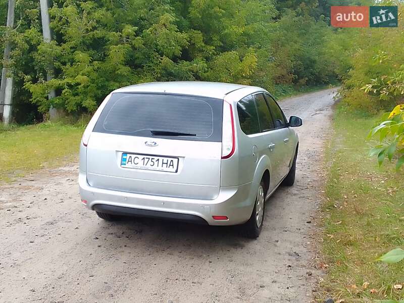 Универсал Ford Focus 2010 в Камне-Каширском