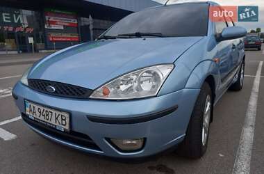 Седан Ford Focus 2004 в 