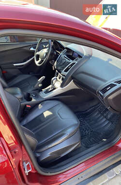 Седан Ford Focus 2014 в 
