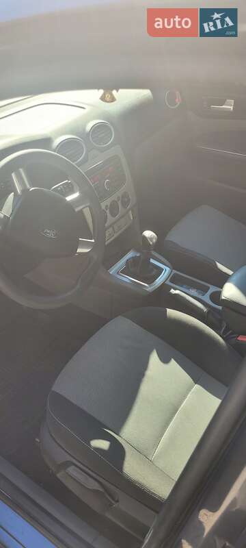 Универсал Ford Focus 2010 в Тернополе фото 4 Универсал Ford Focus 2010 в Тернополе