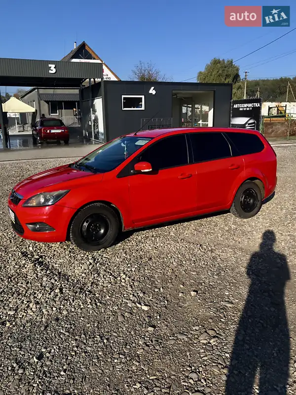 Универсал Ford Focus 2010 в 