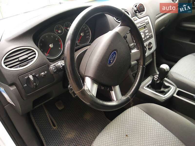 Универсал Ford Focus 2006 в Бориславе