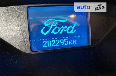 Универсал Ford Focus 2013 в Каменке-Бугской