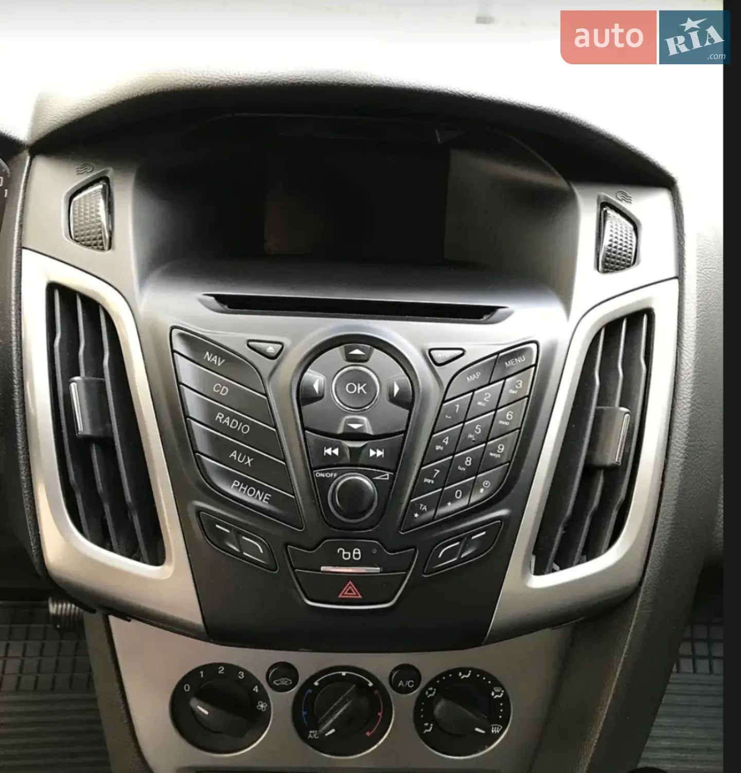 2013 Ford Focus - мініатюра 12