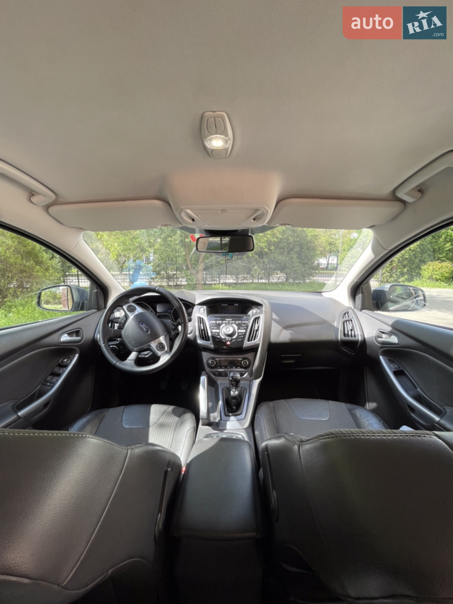 2011 Ford Focus - мініатюра 15