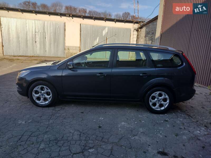 Универсал Ford Focus 2009 в Сокале