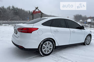 Хэтчбек Ford Focus 2016 в 